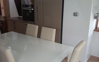 Apartament 2 camere de lux, mobilat, utilat, etaj 2, Zona: Piata Mare, 500 euro - Poză 3