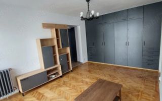 Vanzare apartanent 2 camere - Poză 1