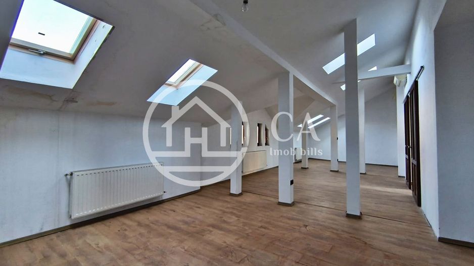 Casa de închiriat cu 6 camere în zona Centrala,  Oradea - Poză 2