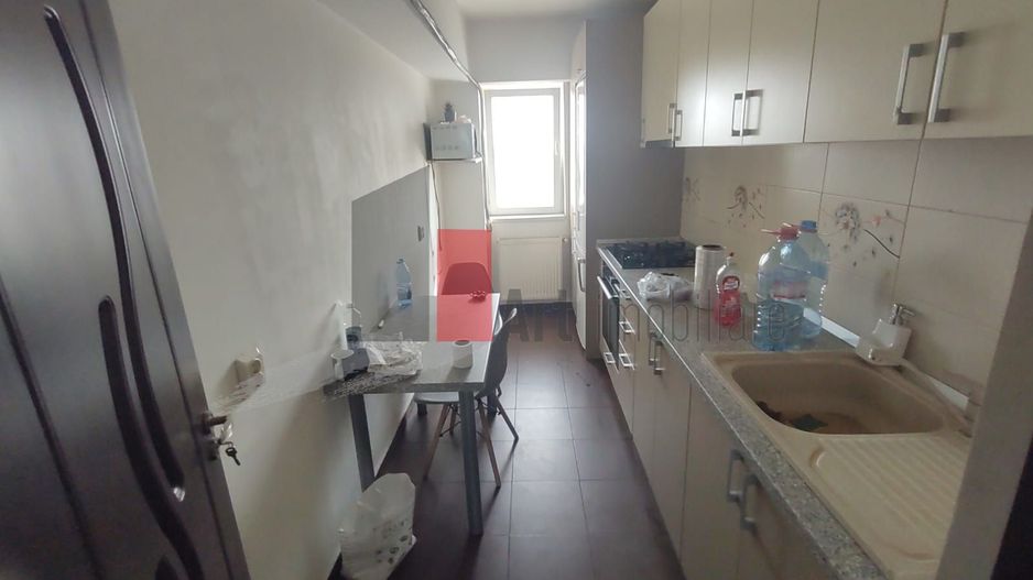 Vânzare apartament 2 camere decomandat cu centrală Pasajul Europa Unită - Poză 1
