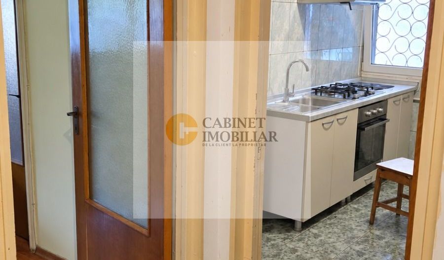 2 camere decomandat | Favorit | etaj 3/10 - Poză 3