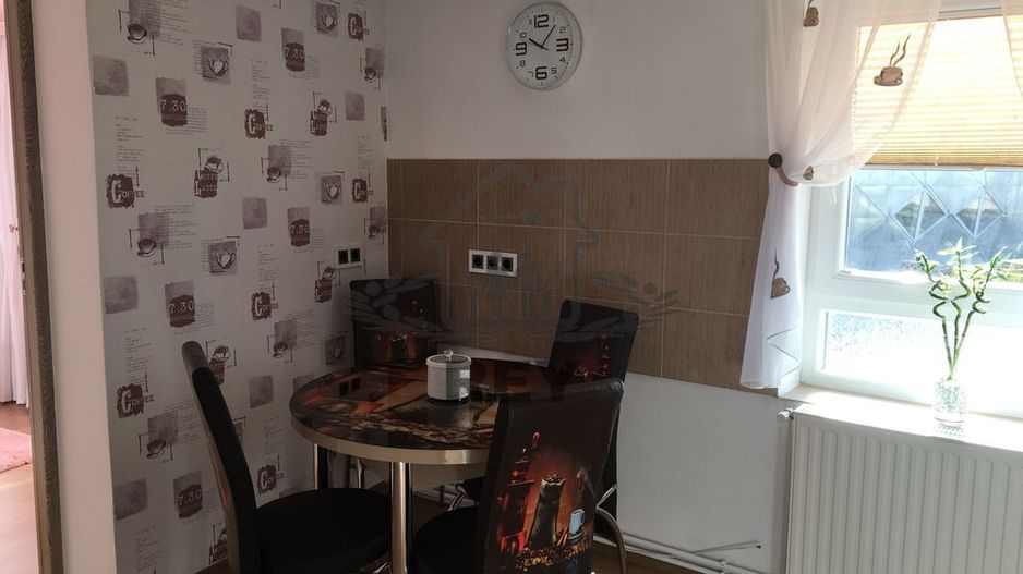 Apartament renovat, 2 camere cu terasa,, zona Constituției - Poză 12