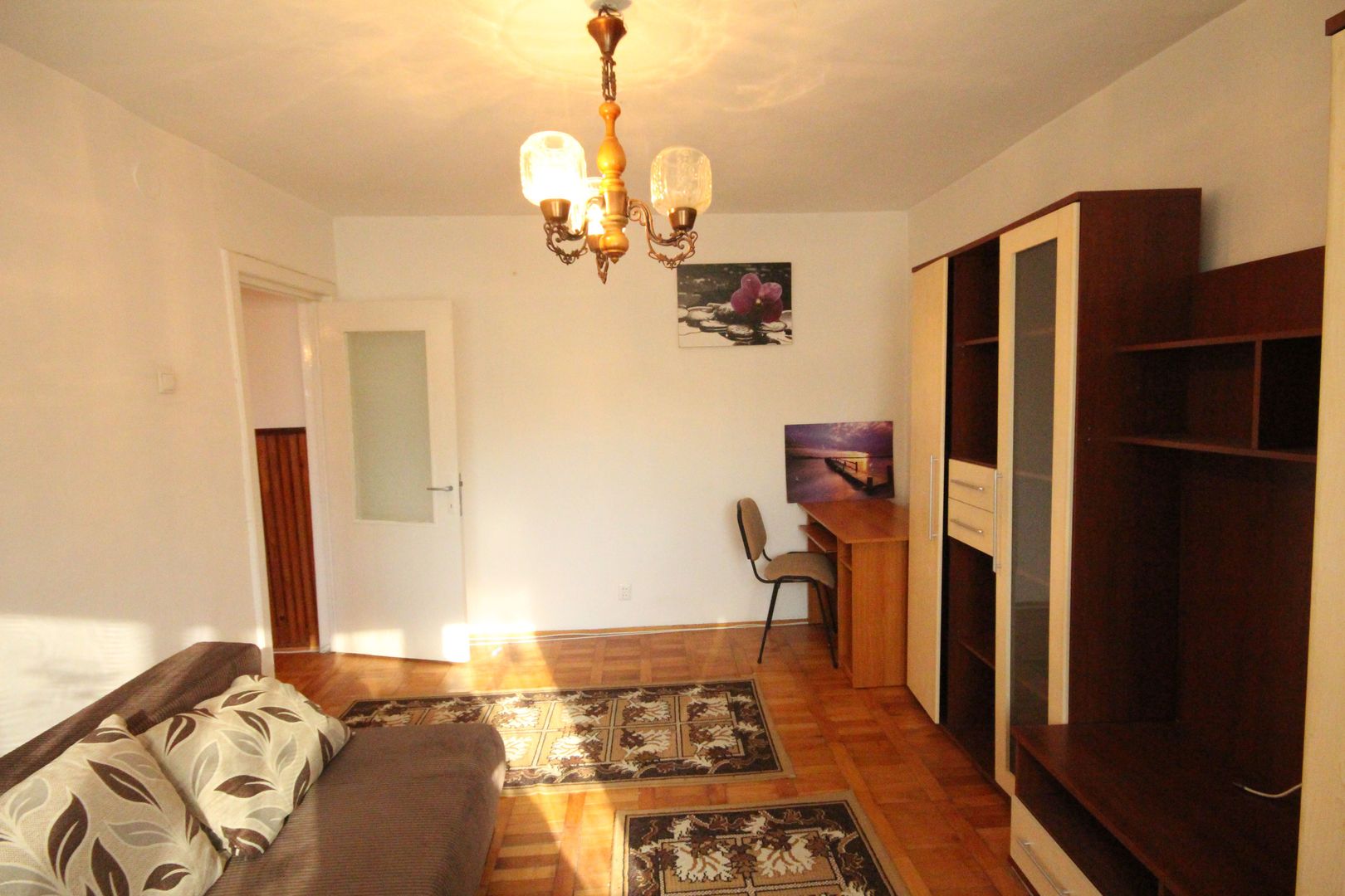 Pozitie avantajoasa - Poză 1