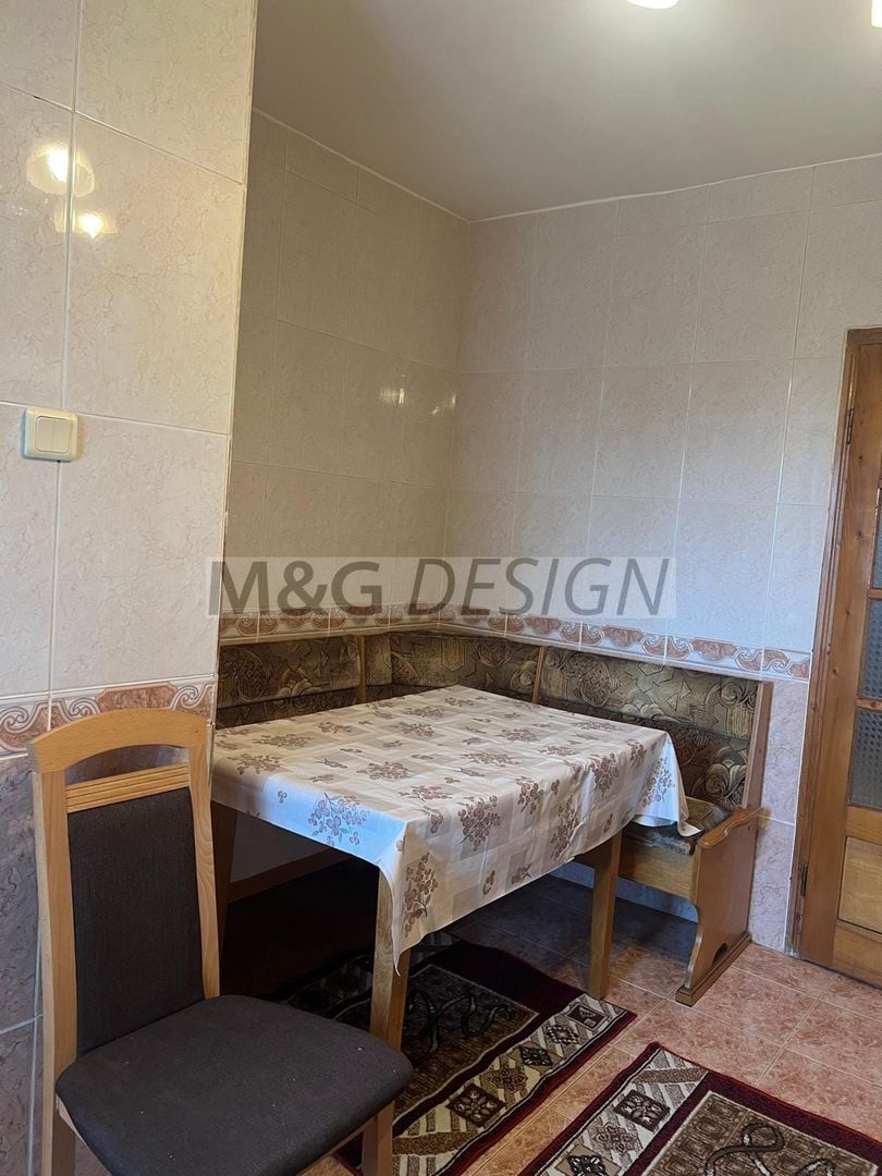Inchiriez 3 camere decomandate zona Complex - Poză 14