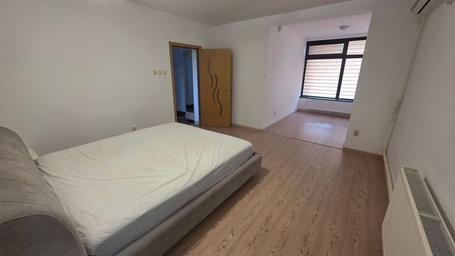 Casa individuala | 5 camere | teren 300 mp | Pipera - Poză 5