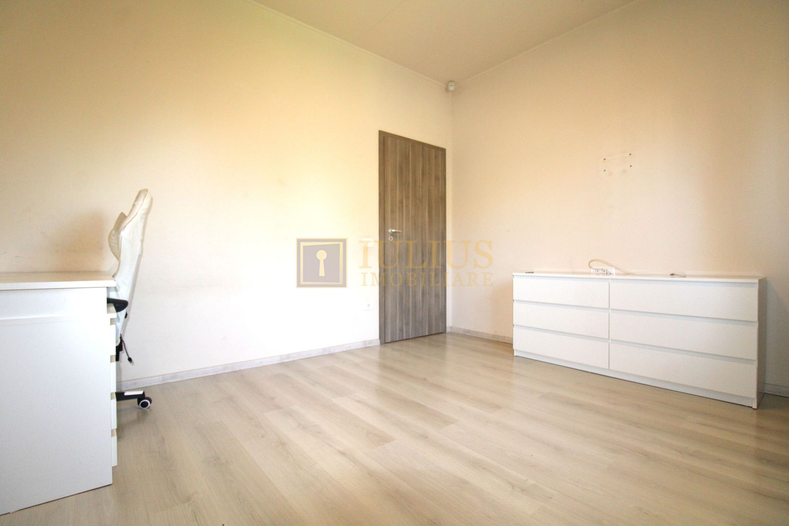 1/2 duplex, mobilat si utilat complet – Giroc - Poză 12