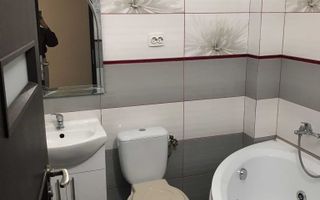 Inchiriez aparatament zona Nicolina - Poză 8