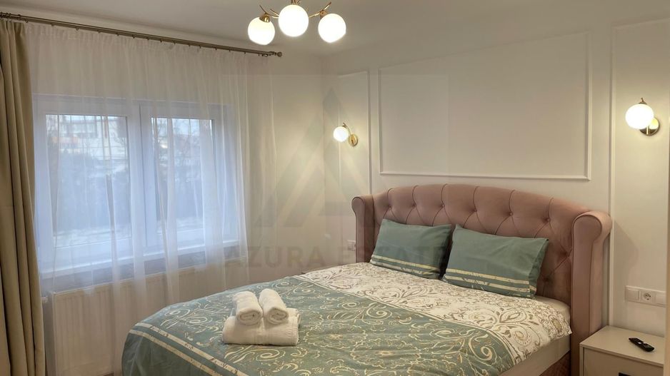 Apartament ultrafinisat 3 camere 2 bai 67 mp utili si boxa in Terezian - Poză 1