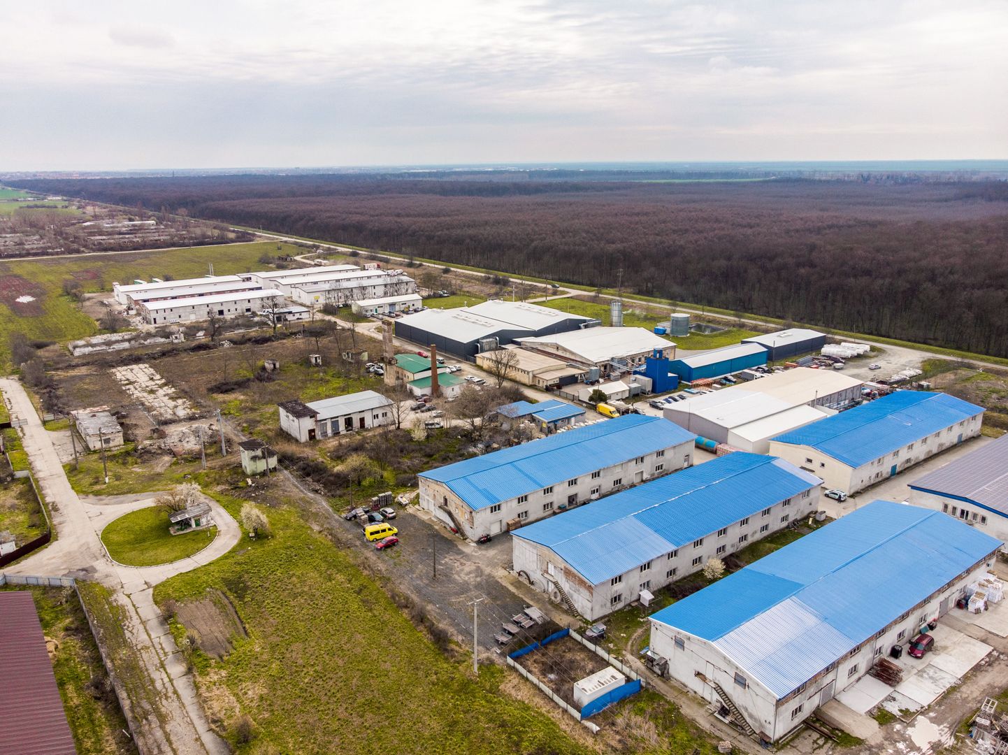 Hală de închiriat 330 mp - Poză 9