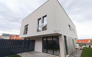 Duplex superb cu 6 camere si 4 bai in Andrei Muresanu! - Poză 1