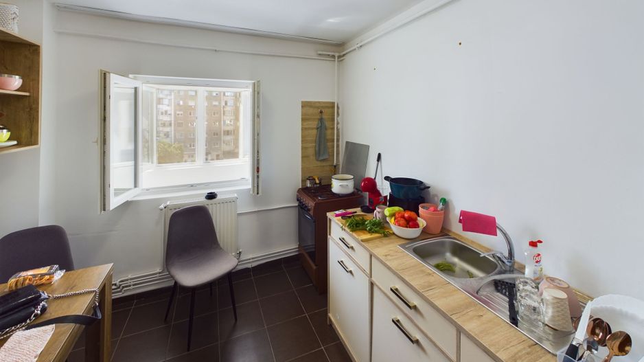 Apartament cu 2 camere în zona 300, Micălaca - Poză 4
