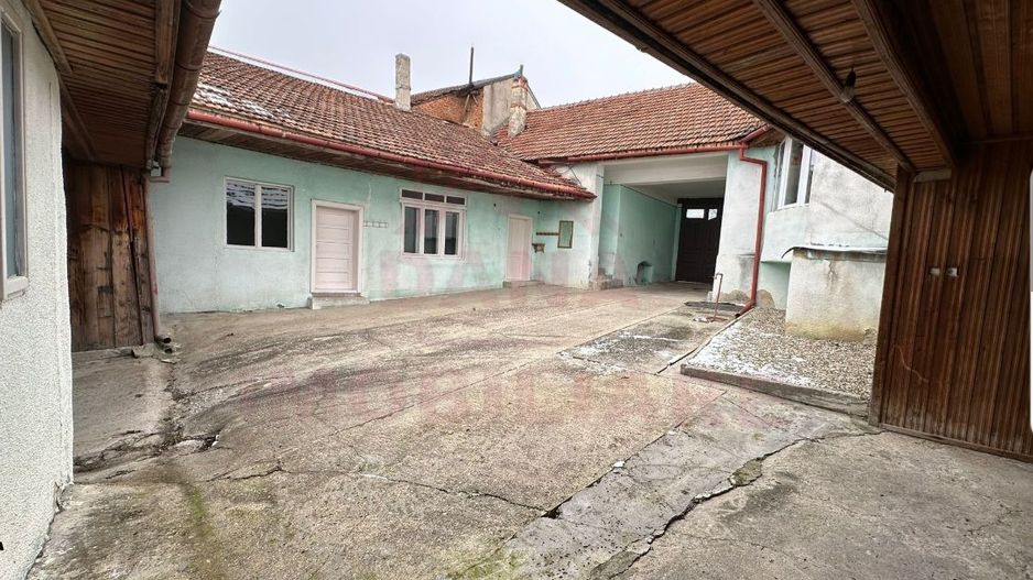 CASĂ DE VÎNZARE ÎN ILOVA\7 CAMERE, JUD.CARAȘ-SEVERIN - Poză 10