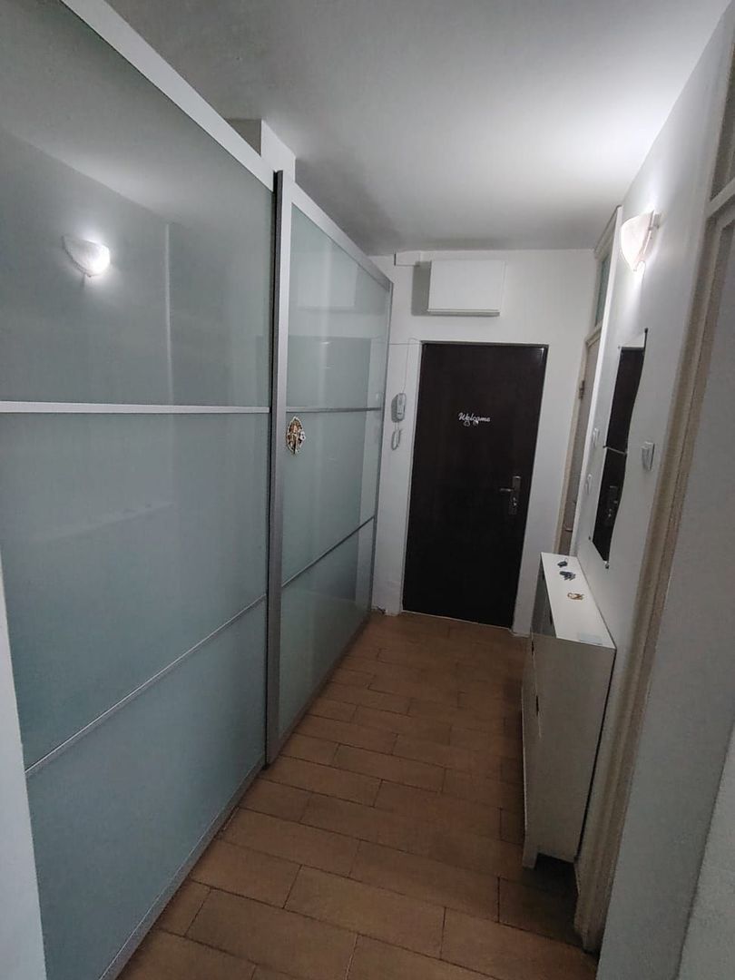 Garsoniera metrou Tineretului - Loc parcare inclus - Poză 9