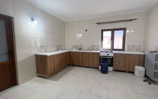 Oportunitate de investiție – Proprietate versatilă în Onești - Poză 12