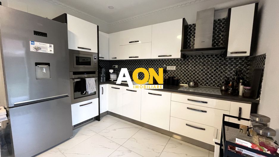 Casă înșiruită, P+E+M, 5 Camere, Zona Micești - Poză 5