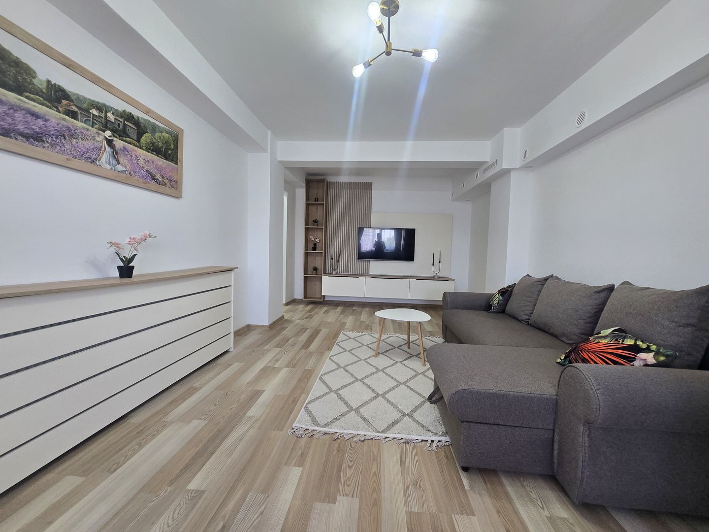 Apartament nou, 2 camere, complet mobilat și utilat, gata de mutare - Poză 6