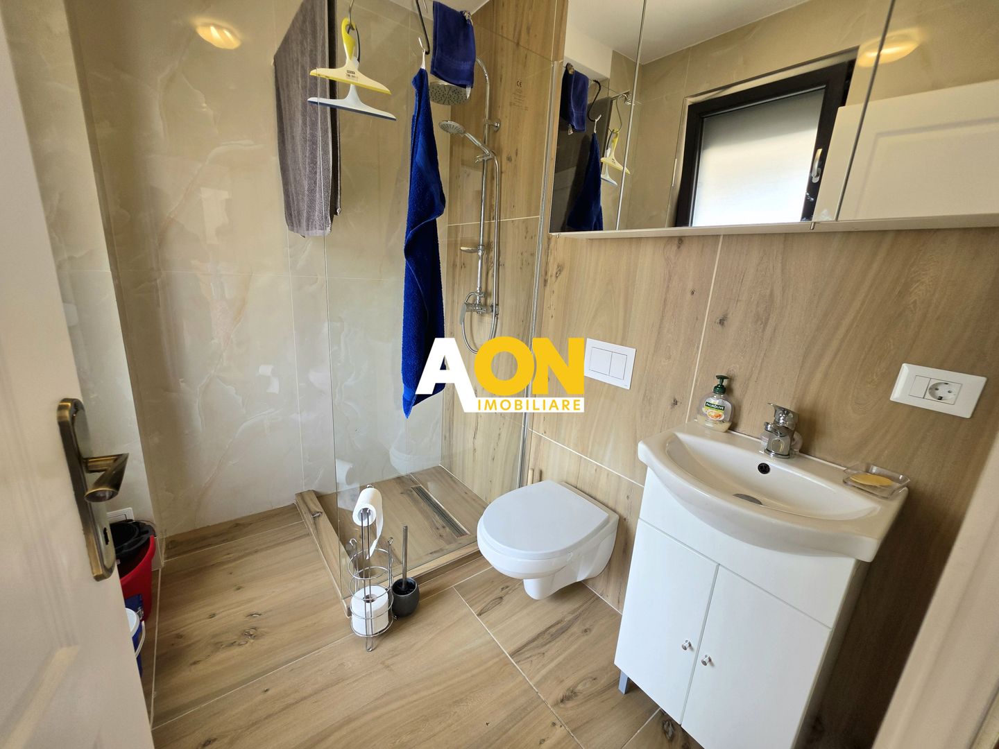 Casa Individuala, 4 Camere, 2 Băi, 250mp Teren - Poză 8