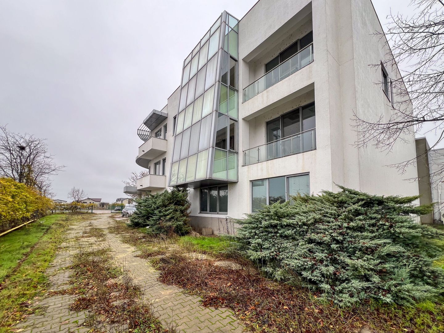 Proprietate comercială premium de vânzare- teren 3.728 mp |  Lângă A0 - Poză 4