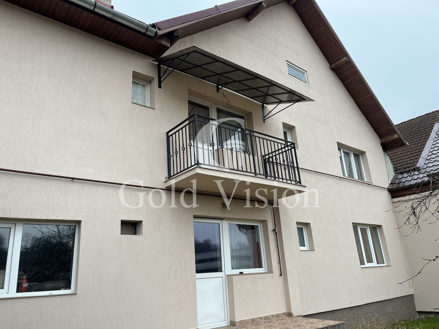 Casa de vanzare in Reghin, disponibila imediat - Poză 2