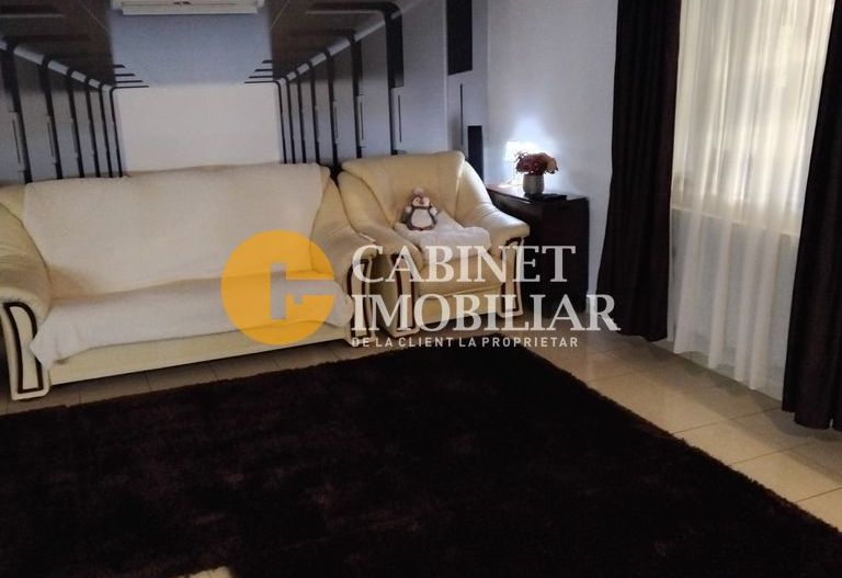 Vila 214mp, in Miroslava,zona 0,in centru la 200 m de Family Market! - Poză 2