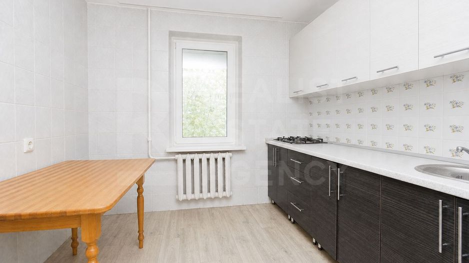 Vânzare ,apartament ,5 camere, str.Botanica Veche, sectorul Botanica - Poză 8