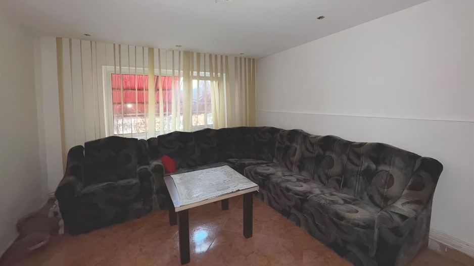 Apartament 2 camere decomandat, zona Prestige - Poză 3