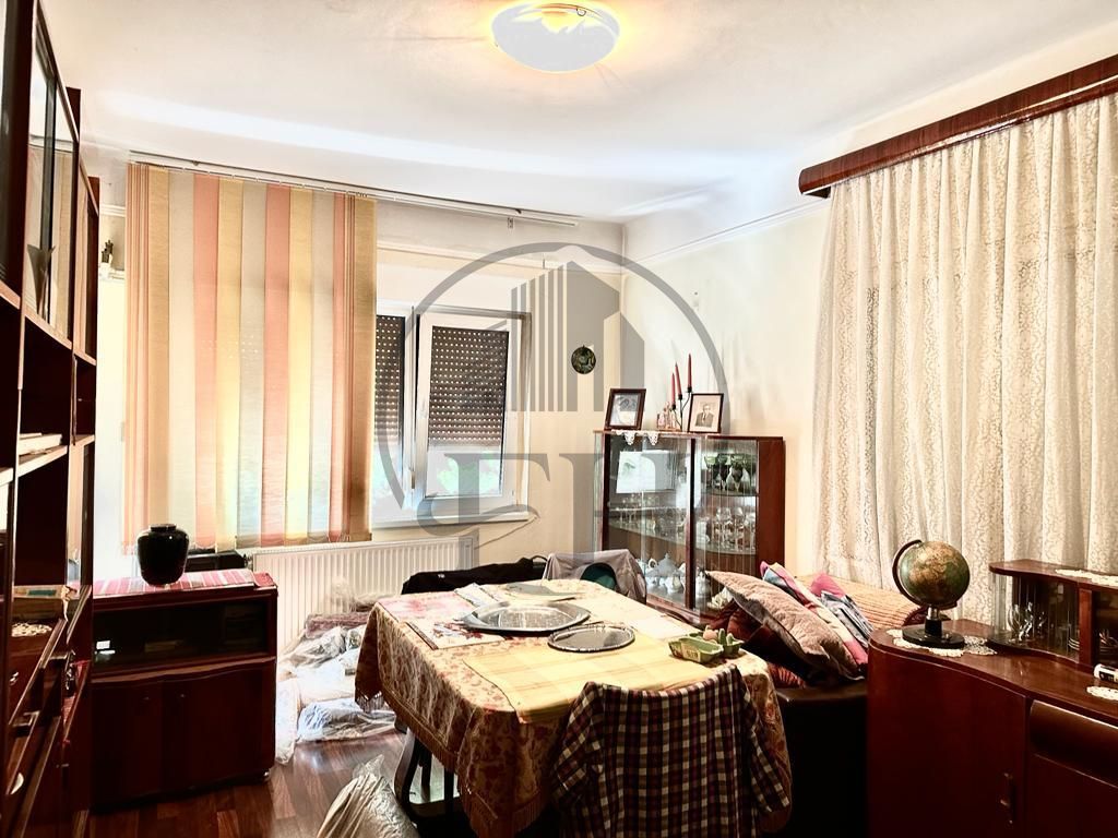 Apartament 3 camere de vanzare- B-dul Mamaia - Poză 9