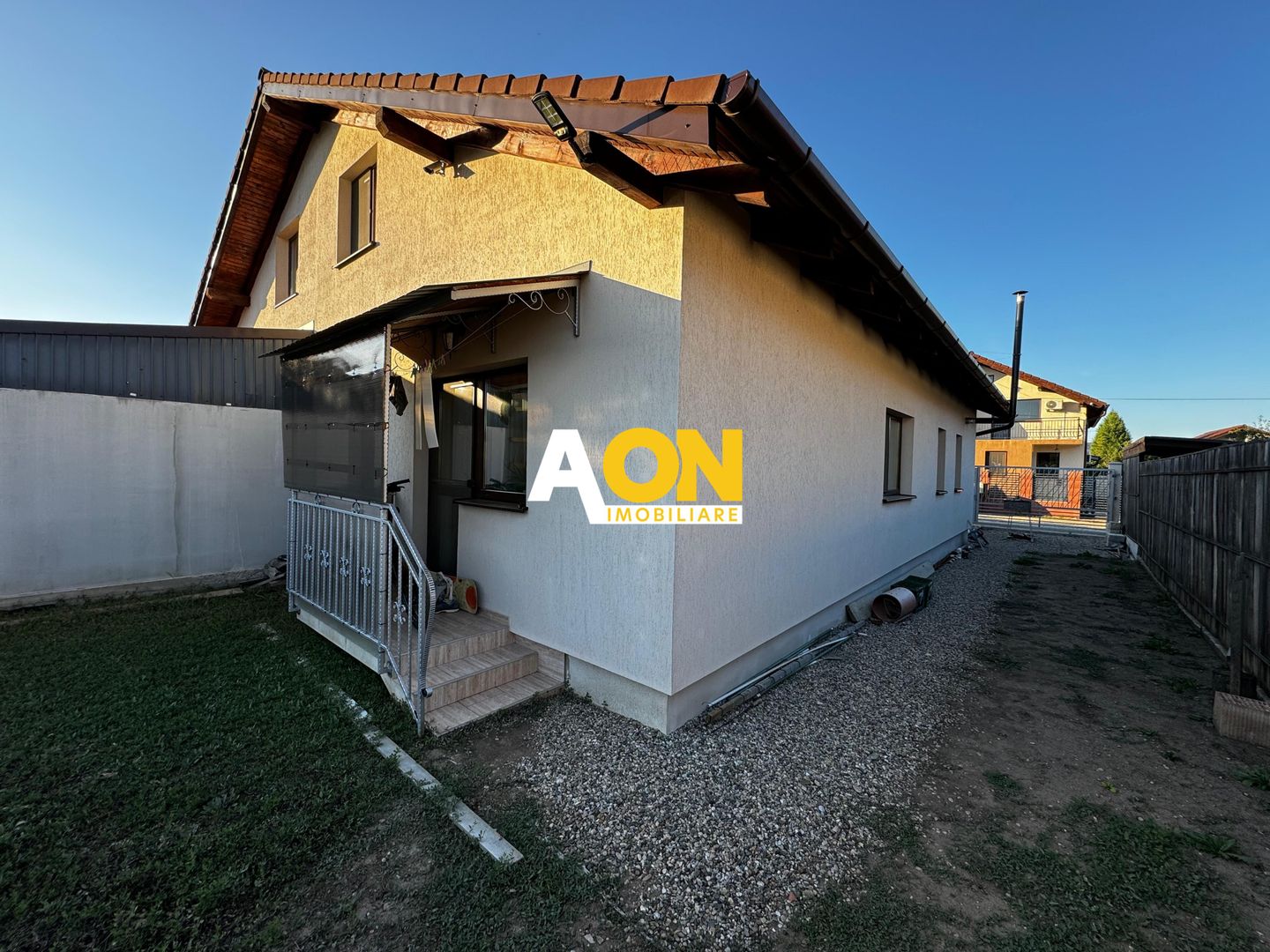 Casa de vanzare, 4 camere, 2 bai, mobilata-utilata, 234 mp teren - Poză 11