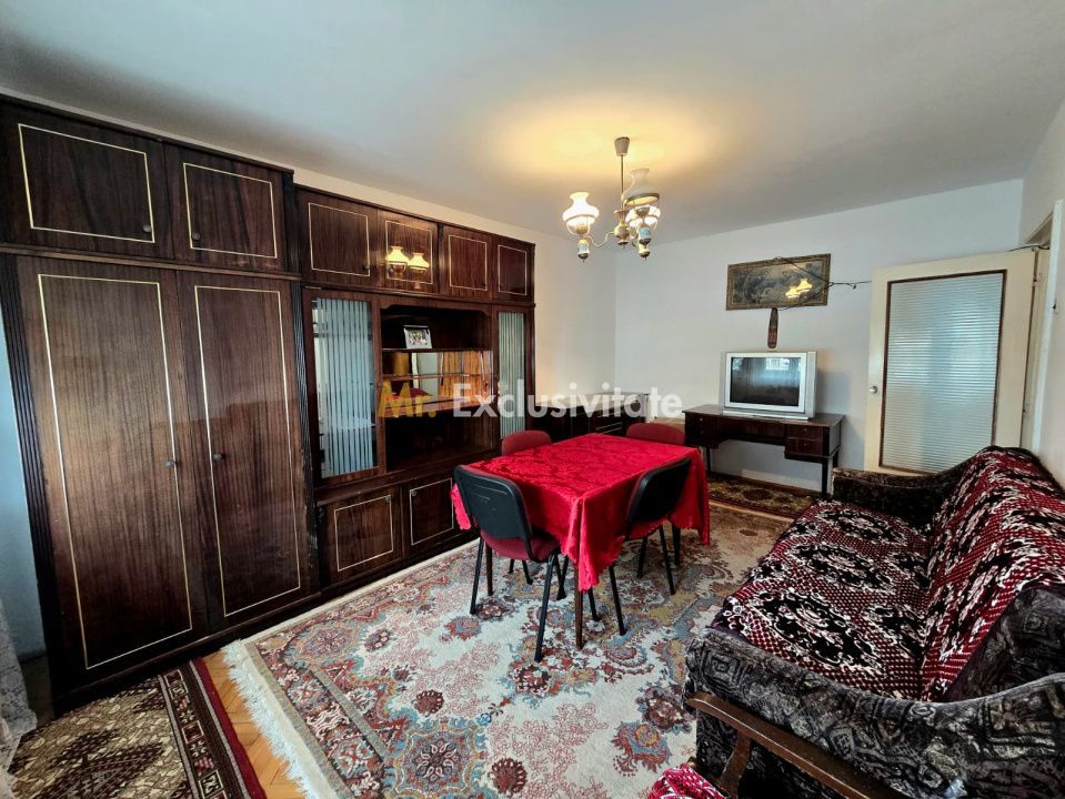 De vânzare apartament 4 camere Careiului Satu Mare - Poză 1
