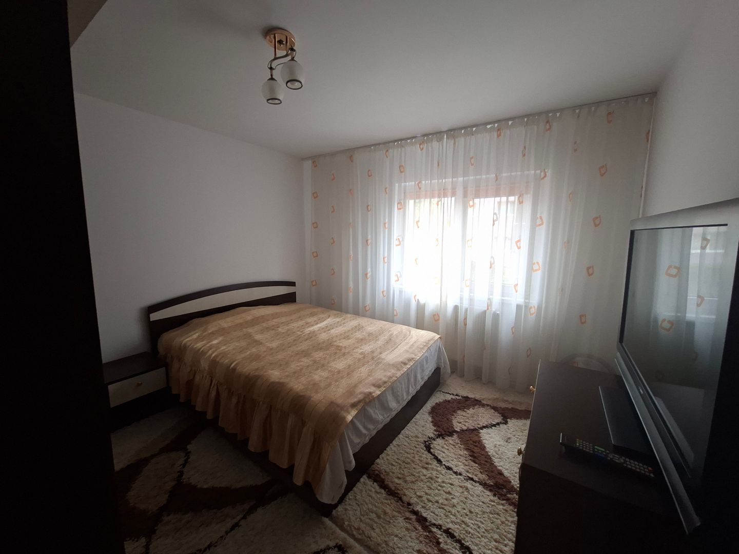 Apartament 3 camere, renovat și mobilat | 2 băi | Zona - Spitalul Județean - Poză 5