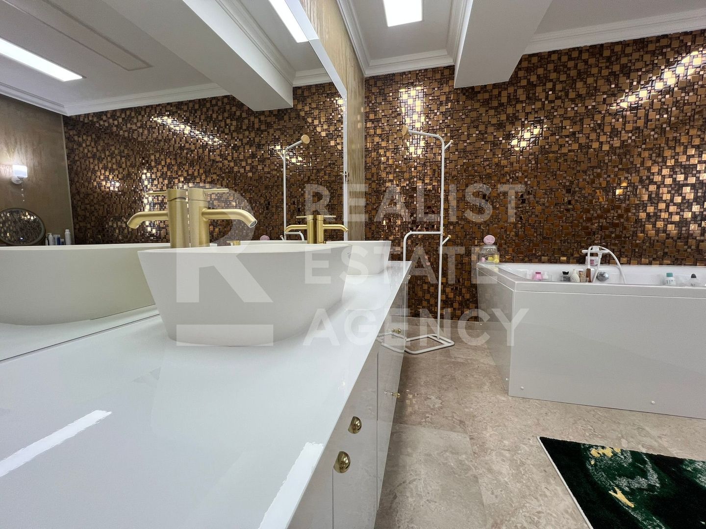 Vilă Ultra-Luxury de vânzare – Berceni, Ilfov - Poză 16