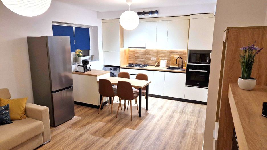 🏡 Îmchiriez Apartament cu 2 camere premium, Vivenda Hercesa, parcare subterană - Poză 1