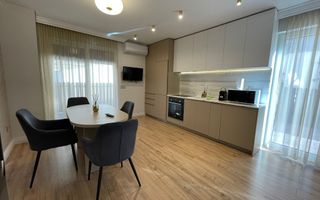 Apartament superb de locuit sau investitie in zona centrala cu 3 camere! - Poză 1