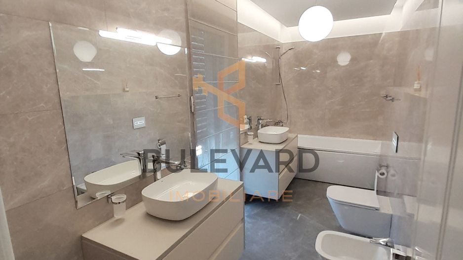 Penthouse de lux 150 mp utili + 200 mp terasa + 2 parcari subterane - Poză 12