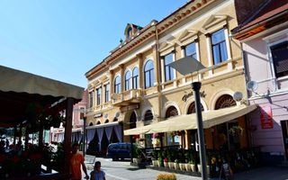 COMISION 0 % Hotel de vanzare centru Orastie, Hunedoara - Poză 1