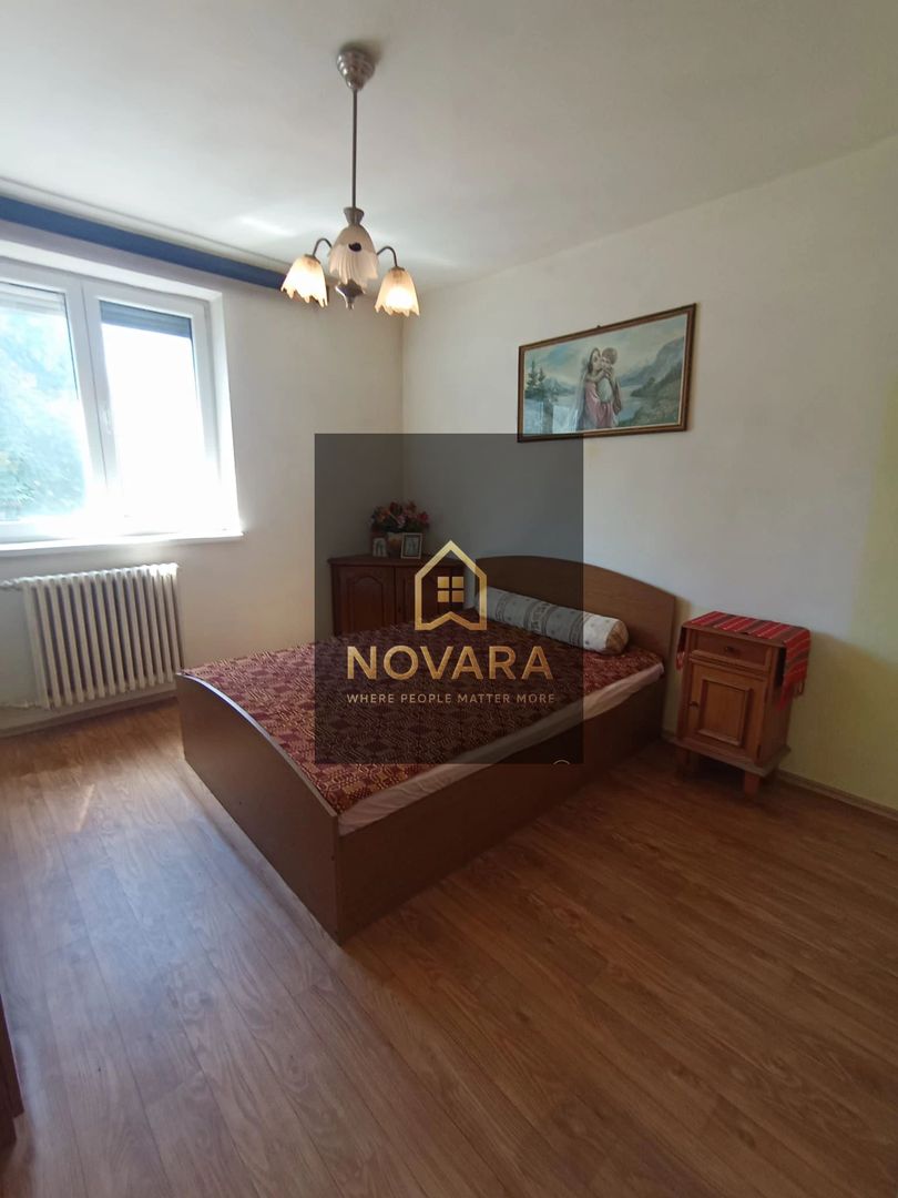Apartament cu 3 camere de vânzare în Rogerius, Oradea - Poză 1