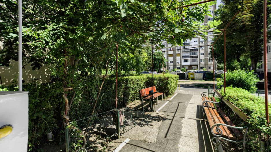 Apartament cu 2 camere parter în Aurel Vlaicu - Poză 8