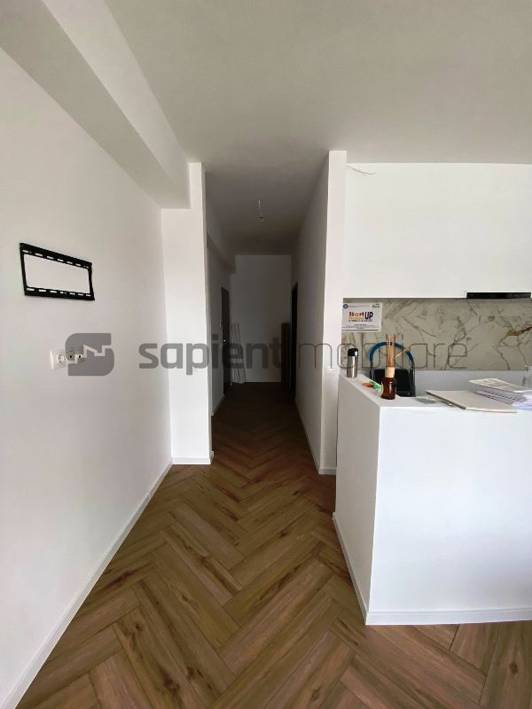 Ap.cu 3 camere central Crisana Residence - Poză 5