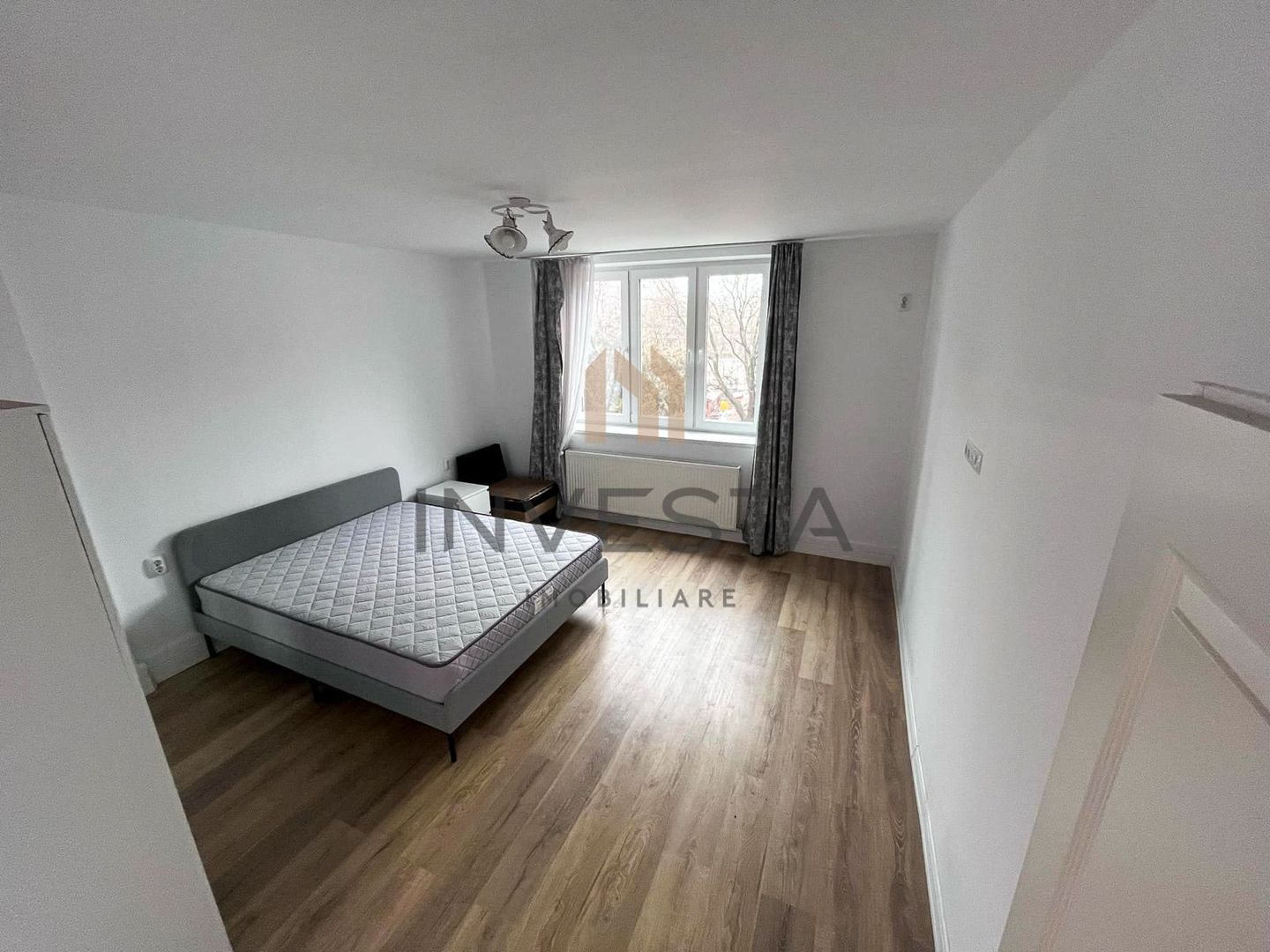 Apartament cu 2 camere decomandate in zona strazii Scortarilor ! - Poză 5