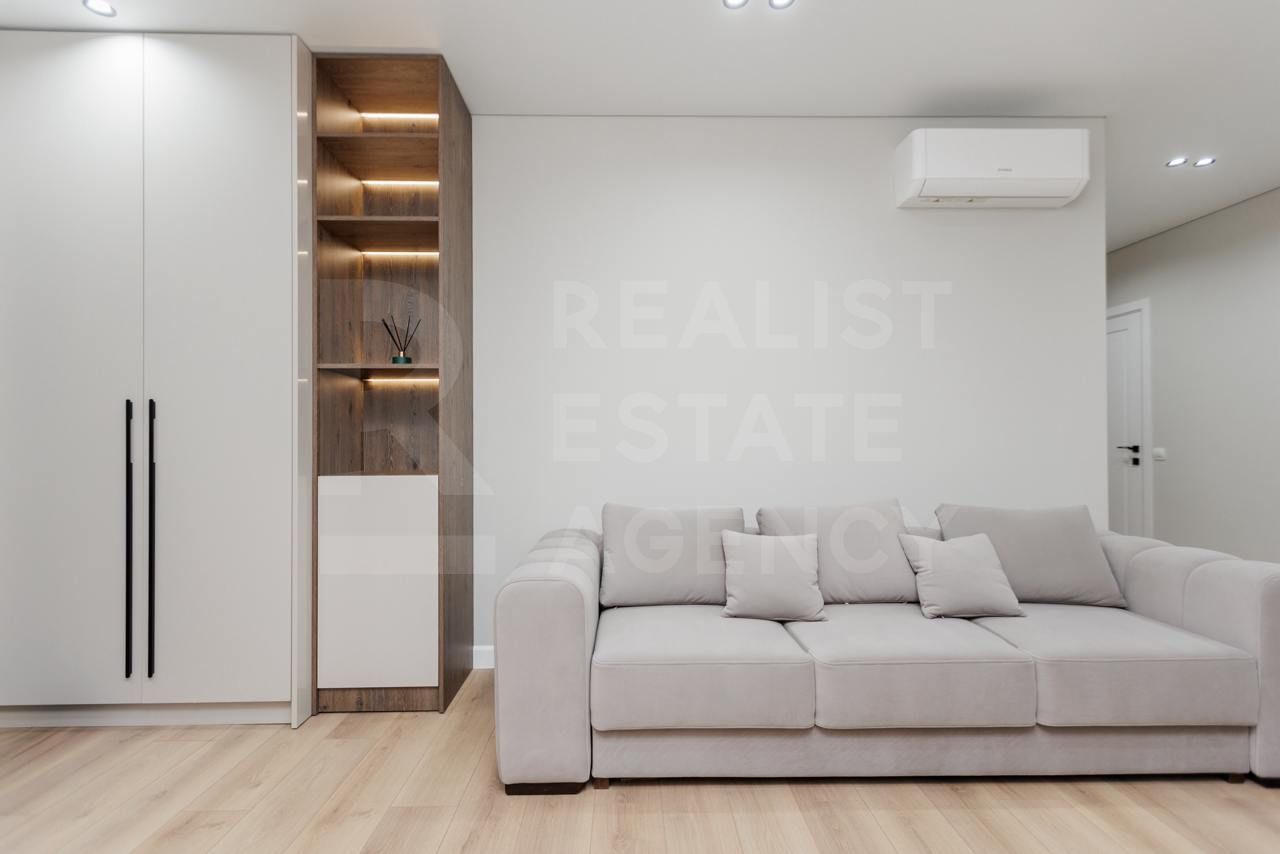 Vânzare, apartament, 4 camere, strada Ion Buzdugan, Buiucani - Poză 1