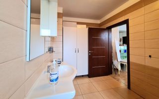 Spațiu comercial de închiriat Brasov - 120 mp # spatii-comerciale-brasov.ro - Poză 9