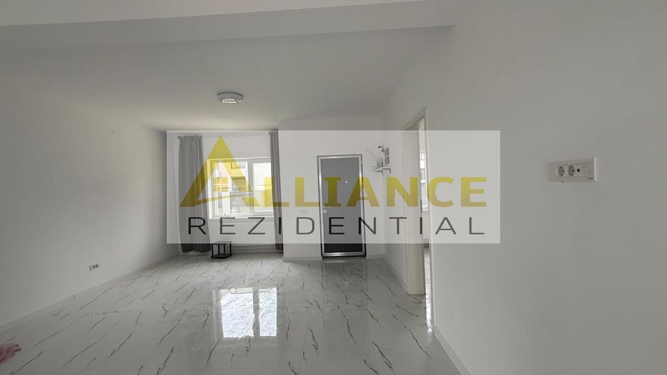 Vila individuala P+1E ~ 4 camere 2 bai ~ 560mp teren - Poză 9
