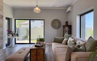 Vila 4 camere, curte amenajata | Strada Petre Ispirescu - Poză 2