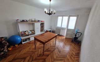 Apartament 4 Camere, 77 mp, Decomandat, Zona Cetate - Poză 3