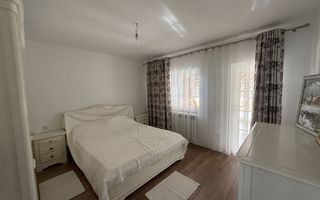 Casă de vânzare în Holboca, zonă centrală, lângă primărie - Poză 8