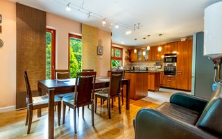 Casă / Vilă cu 6 camere de închiriat, tip estate, 0% comision - Poză 3