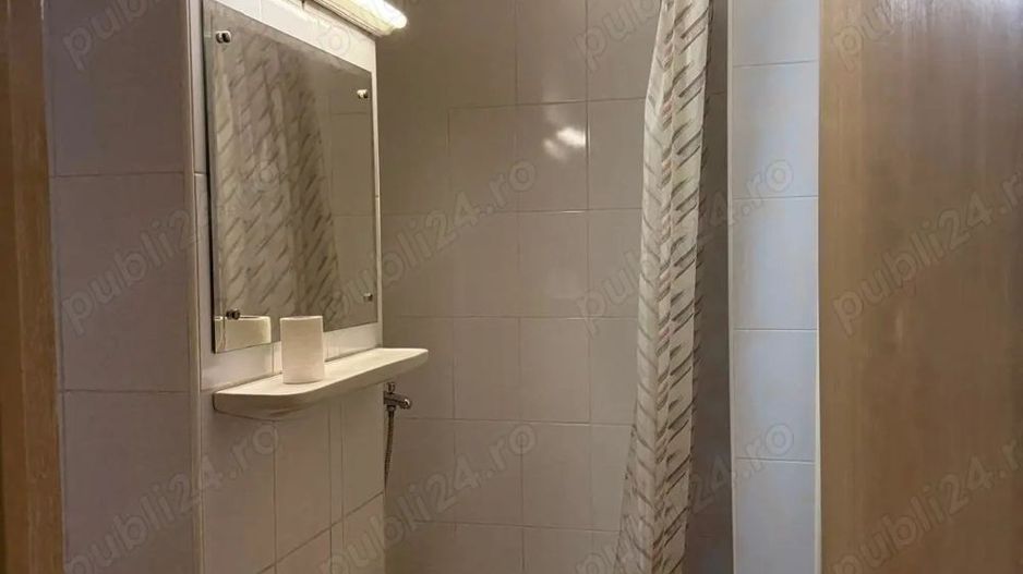 Vanzare apartament 4 camere, decomandat, etaj 1 - Rahova, Sos.Salaj - Poză 4