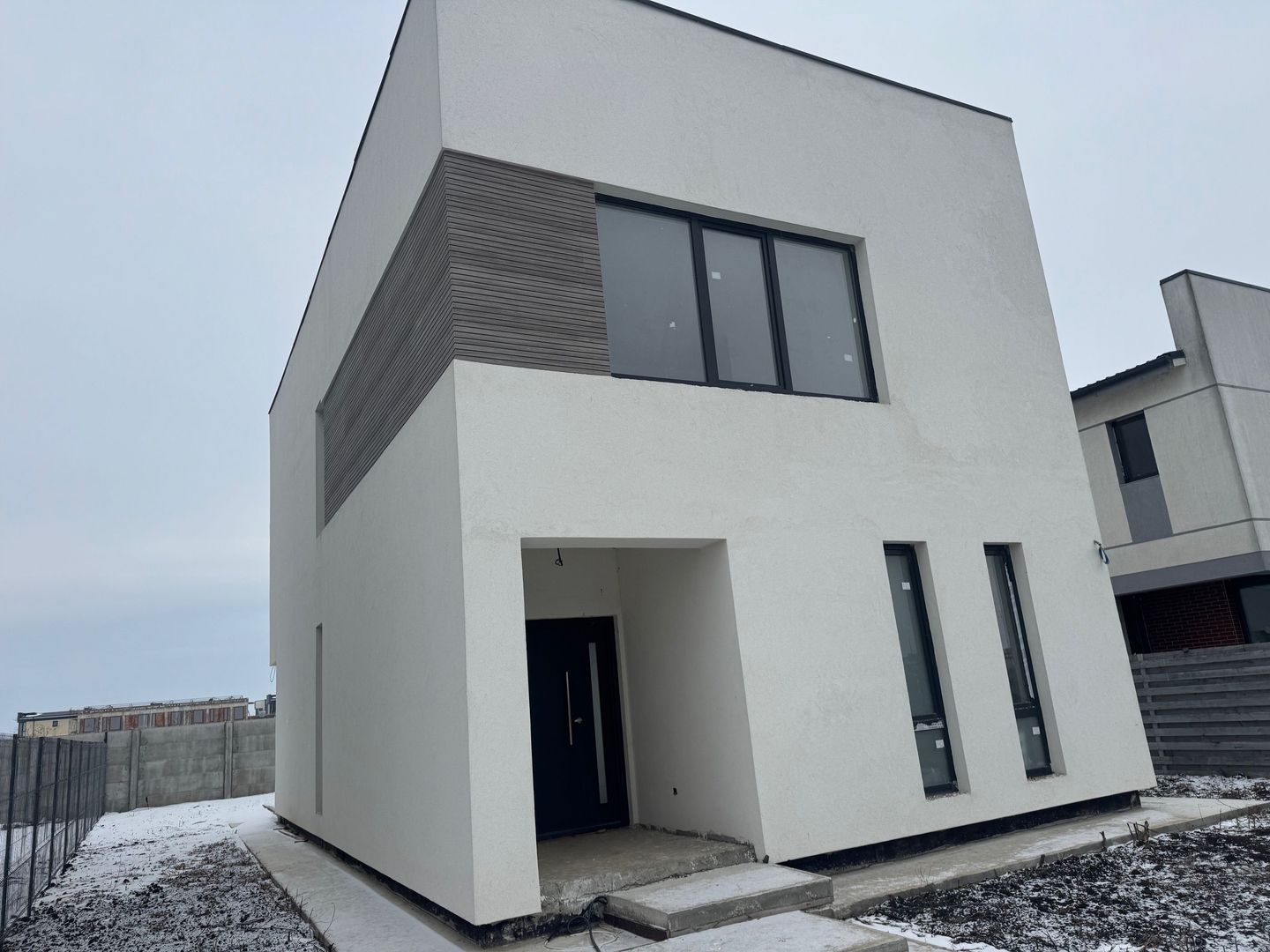 Vile PREMIUM Tunari, spatioase si luminoase - Poză 4