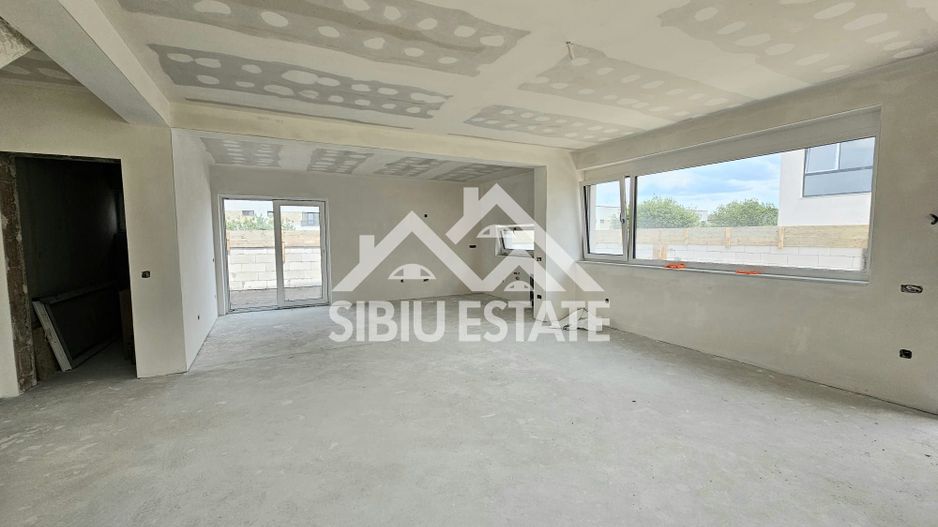 Casa Selimbar, Sibiu 3 dormitoare, 3 bai, terasa - Poză 21