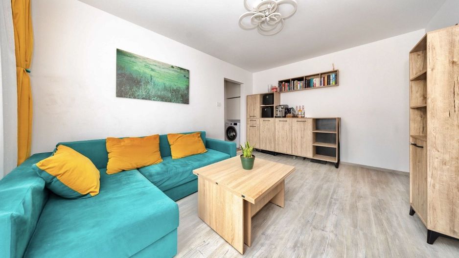 Apartament modern cu 2 camere, Noua, Etaj intermediar - Gata de locuit - Poză 2